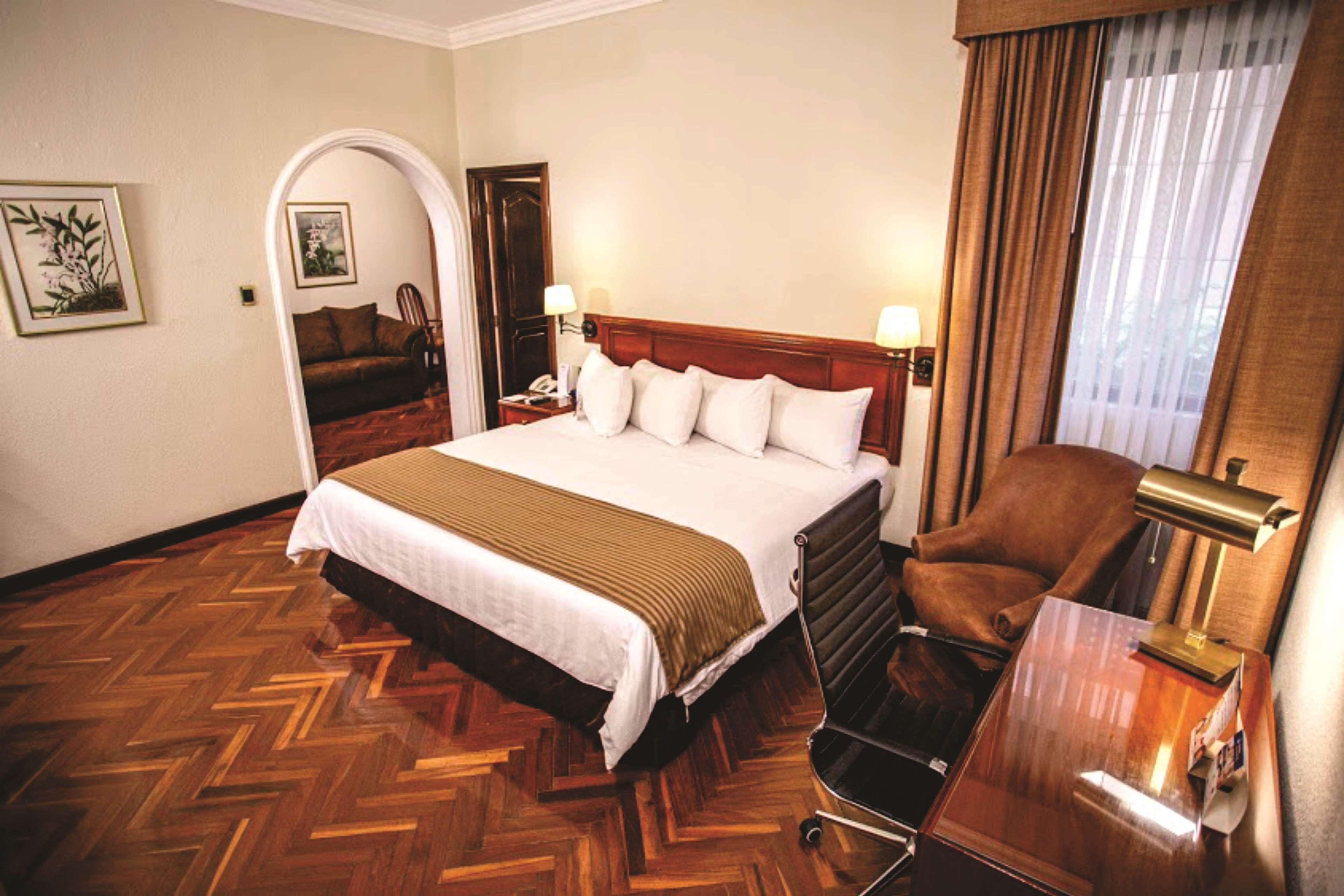 Best Western Plus Hotel Stofella Guatemala City ภายนอก รูปภาพ